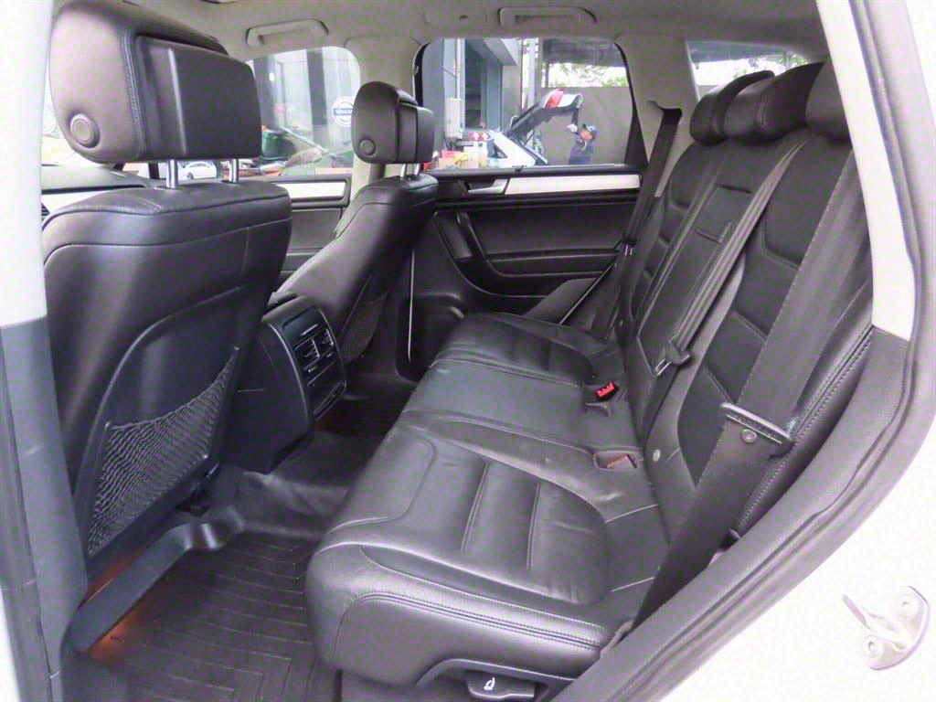 Volkswagen Touareg - Vista 11