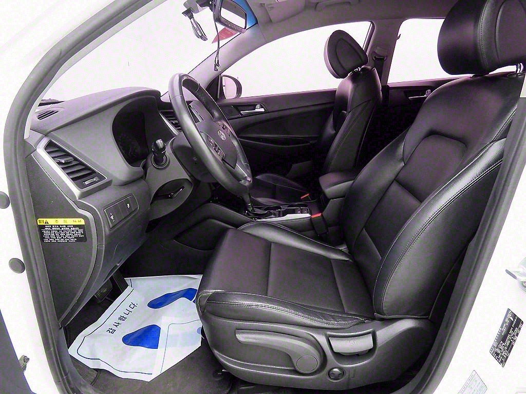 HYUNDAI Tucson - Vista 6