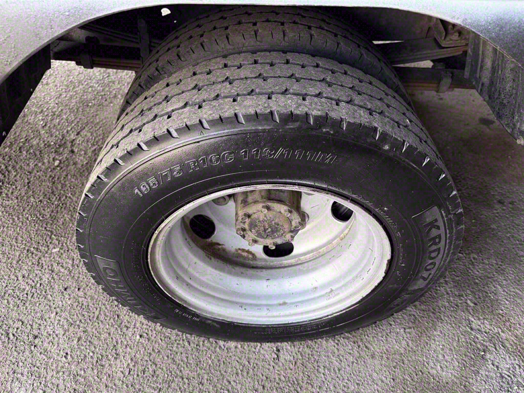 medium and large cargo Cargo - Vista 7