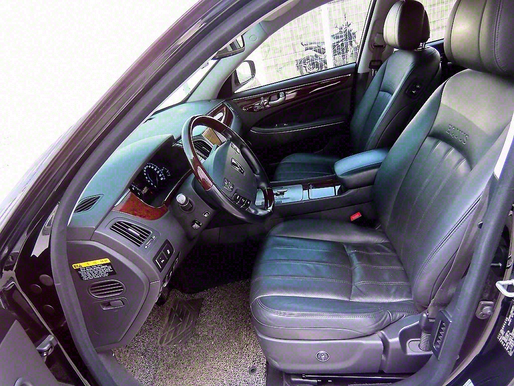 HYUNDAI Equus - Vista 5