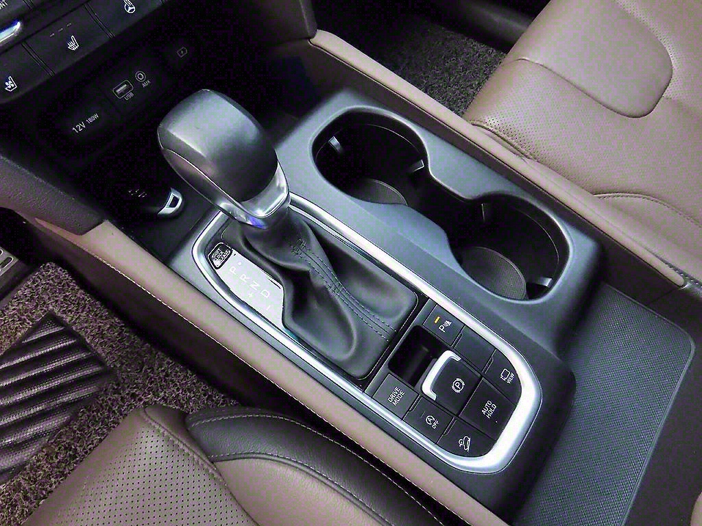 HYUNDAI Santa Fe - Vista 10