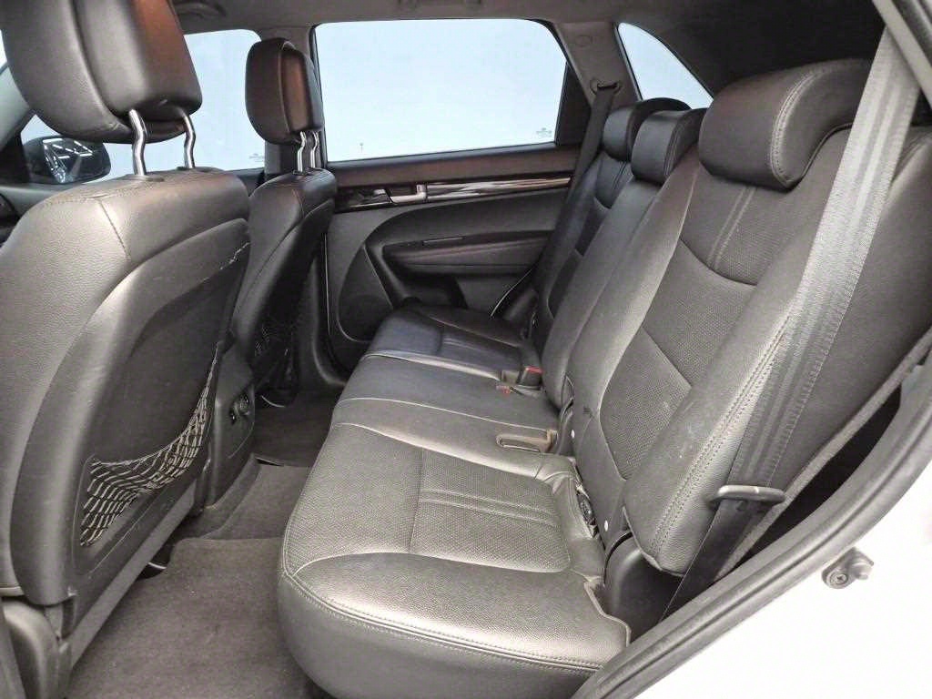 KIA Sorento - Vista 12