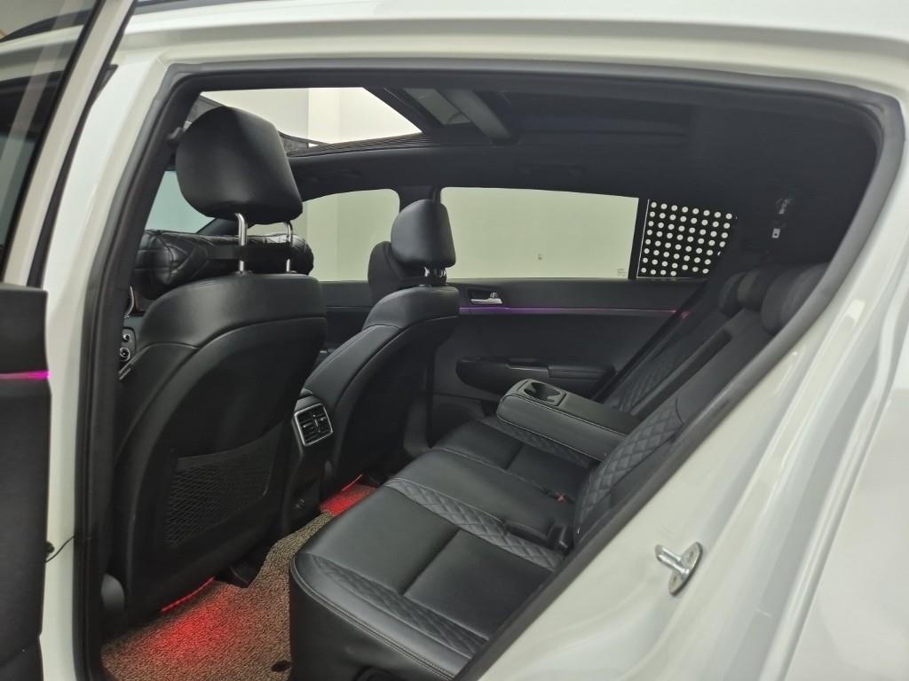 KIA Sportage - Vista 12