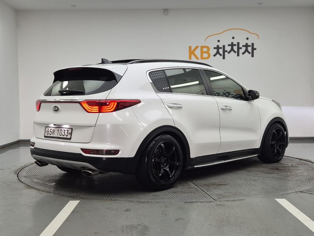 KIA Sportage - Vista 4