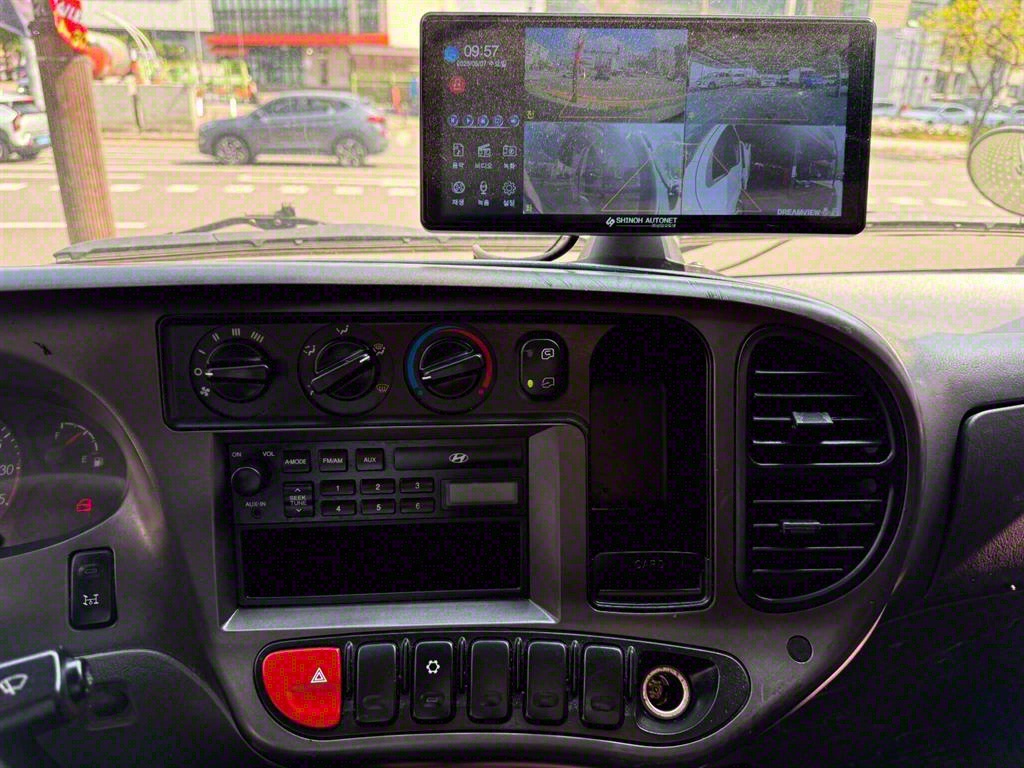 medium and large cargo Cargo 2013 Blanco - Importación desde Corea - HF Imports Iquique - Foto 13