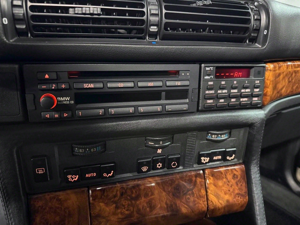 BMW 7 Series - Vista 12