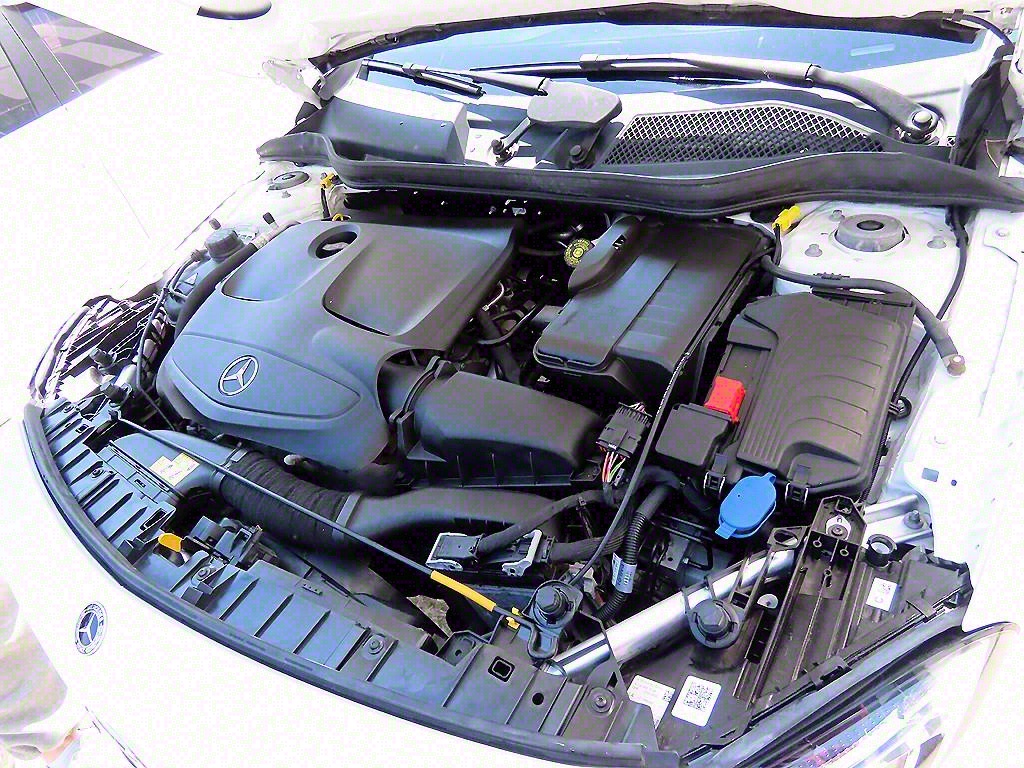 Mercedes Benz GLA Class 2019 Blanco - Importación desde Corea - HF Imports Iquique - Foto 19