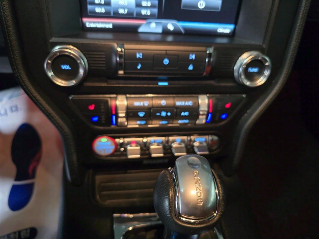 Ford Mustang 2016 Negro - Importación desde Corea - HF Imports Iquique - Foto 16