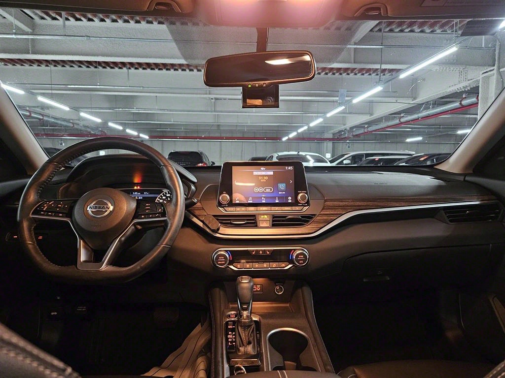 Nissan Altima - Vista 7