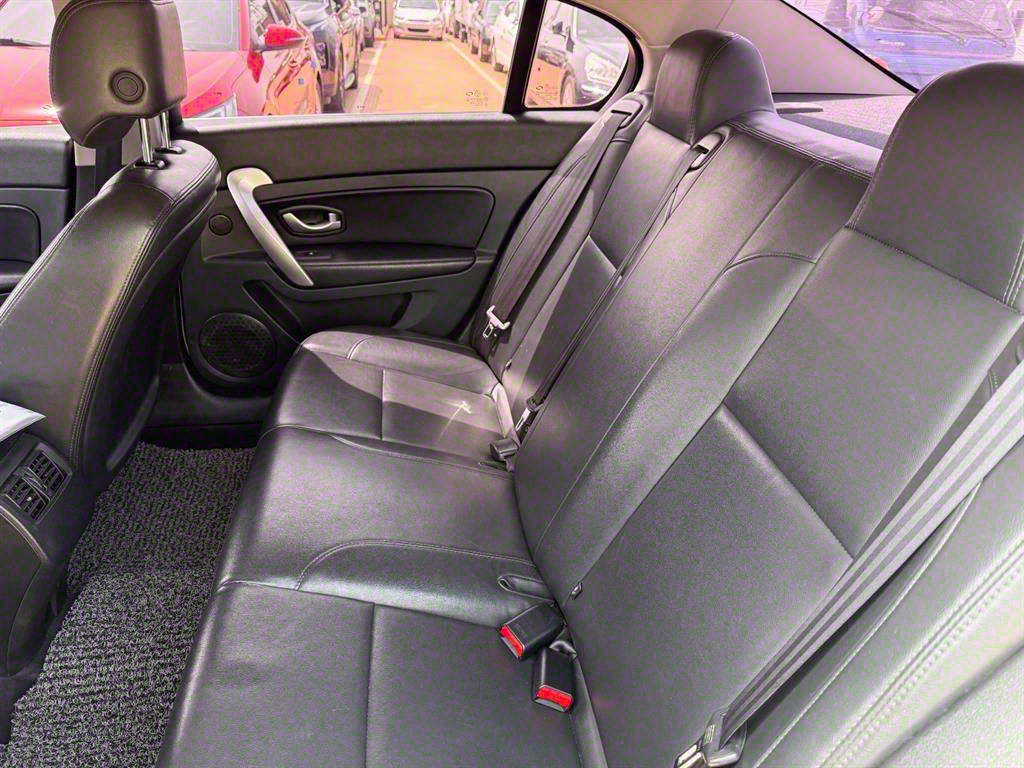 SAMSUNG SM5 - Vista 11