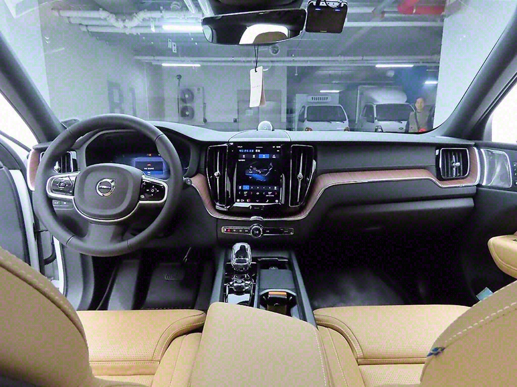 Volvo XC60 - Vista 7