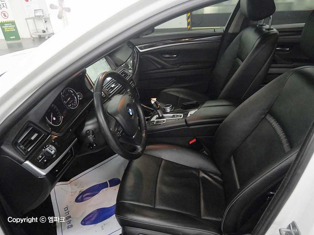 BMW 5 Series - Vista 10