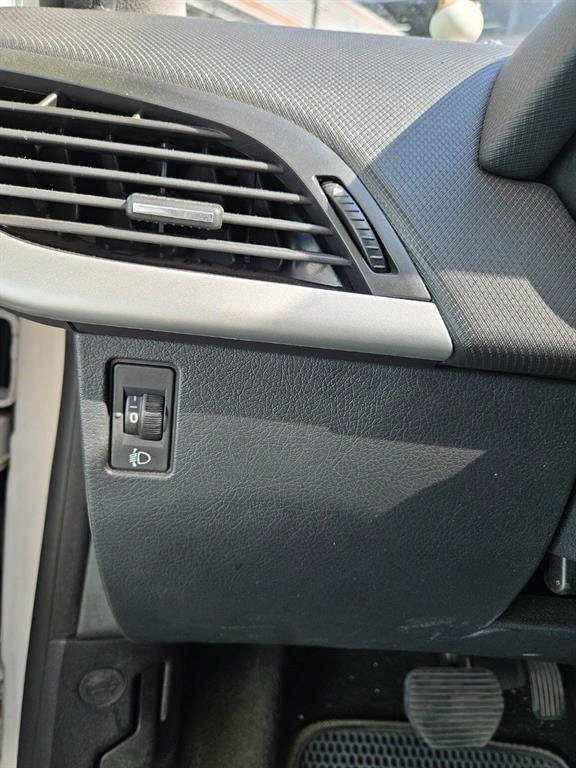 Peugeot 207 2011 Blanco - Importación desde Corea - HF Imports Iquique - Foto 14