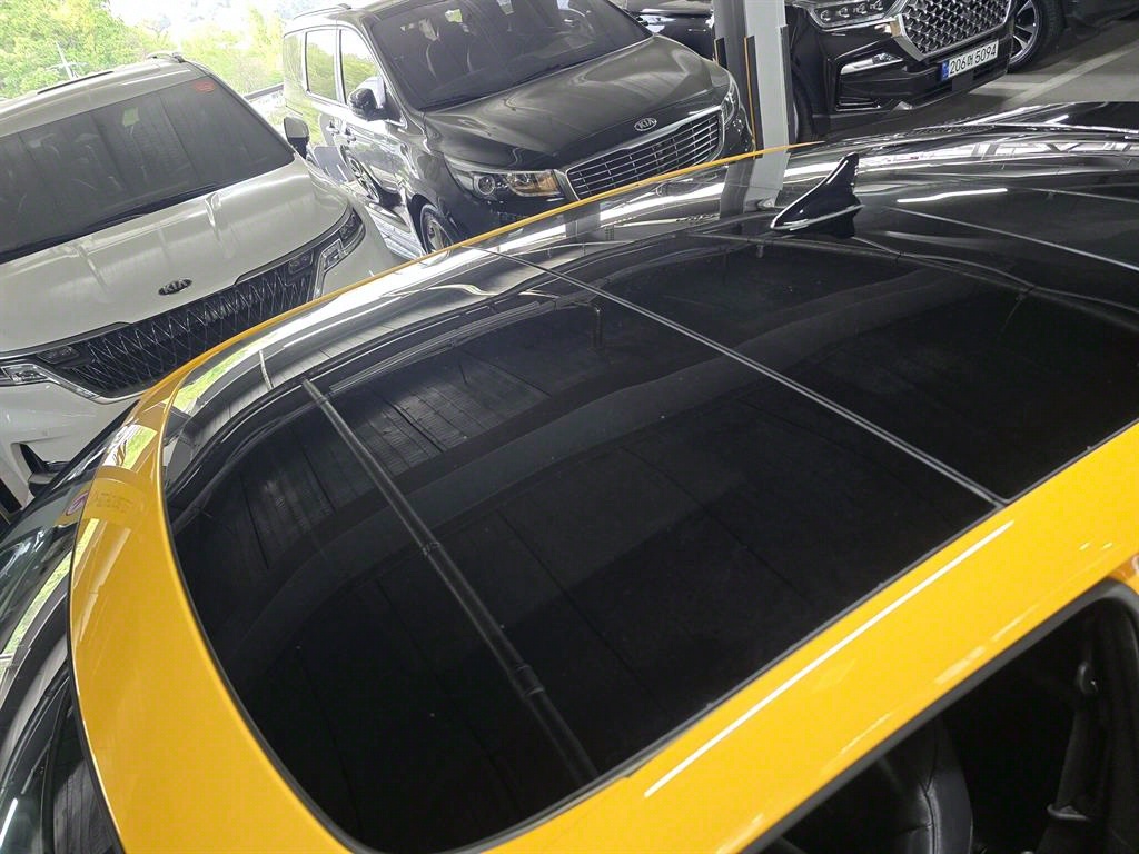 HYUNDAI Veloster 2012 Amarillo - Importación desde Corea - HF Imports Iquique - Foto 13