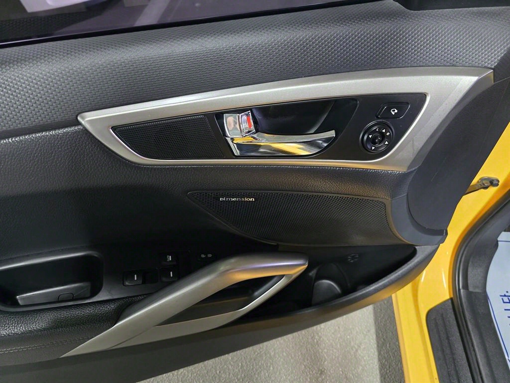 HYUNDAI Veloster - Vista 11