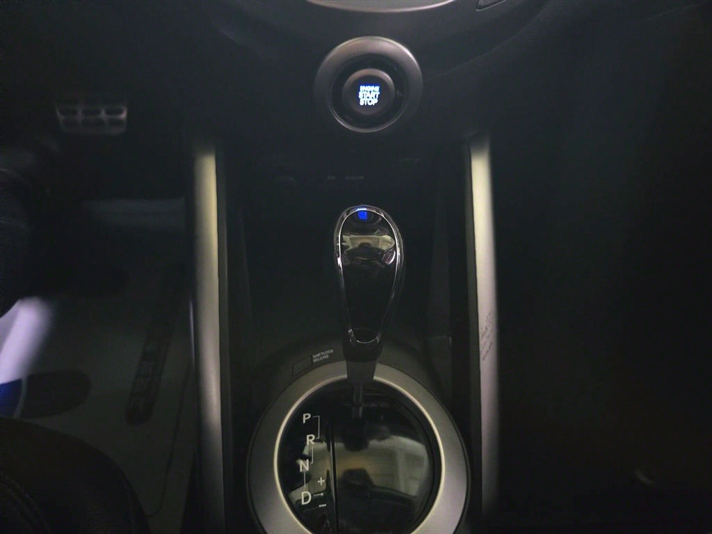 HYUNDAI Veloster 2012 Amarillo - Importación desde Corea - HF Imports Iquique - Foto 17