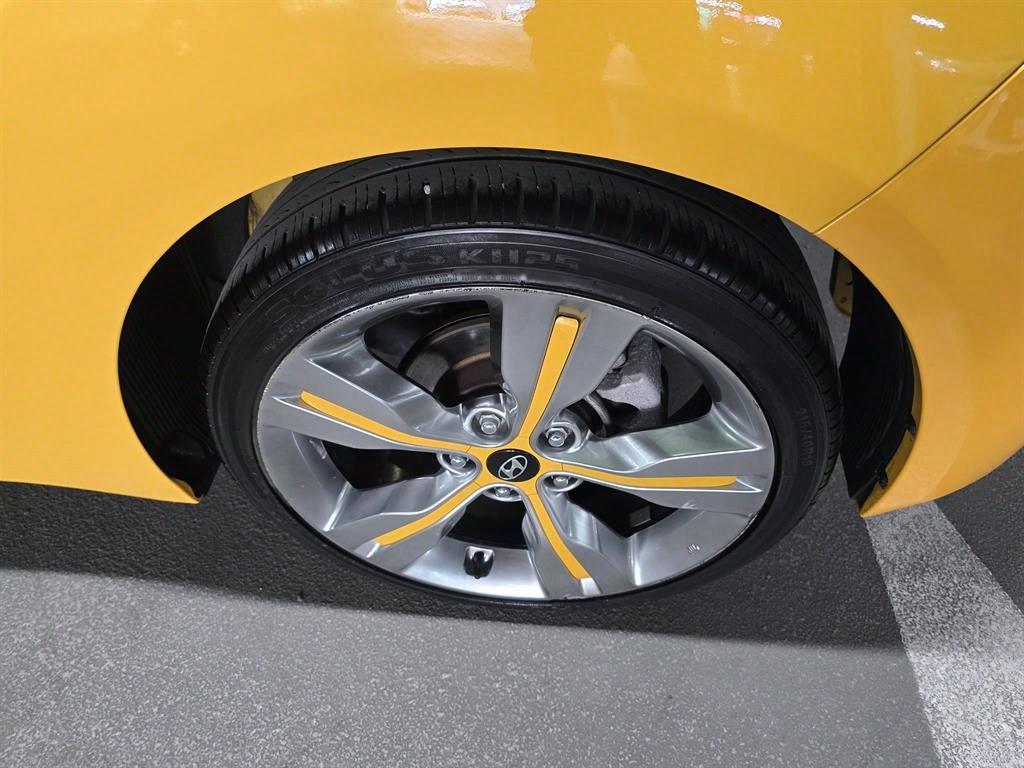 HYUNDAI Veloster - Vista 7