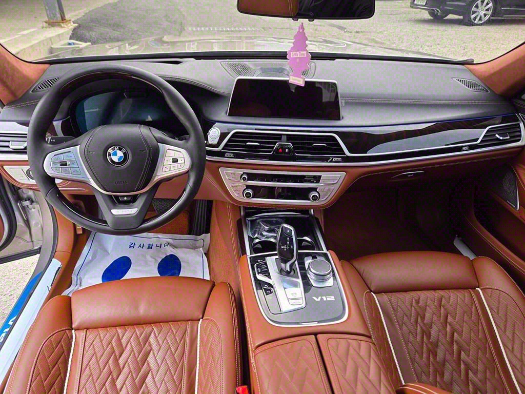 BMW 7 Series - Vista 9