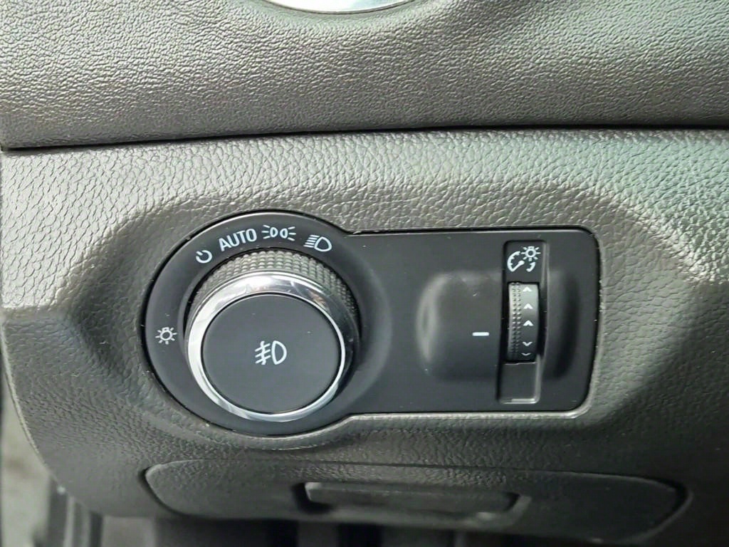 Chevrolet Cruise 2013 Negro - Importación desde Corea - HF Imports Iquique - Foto 17