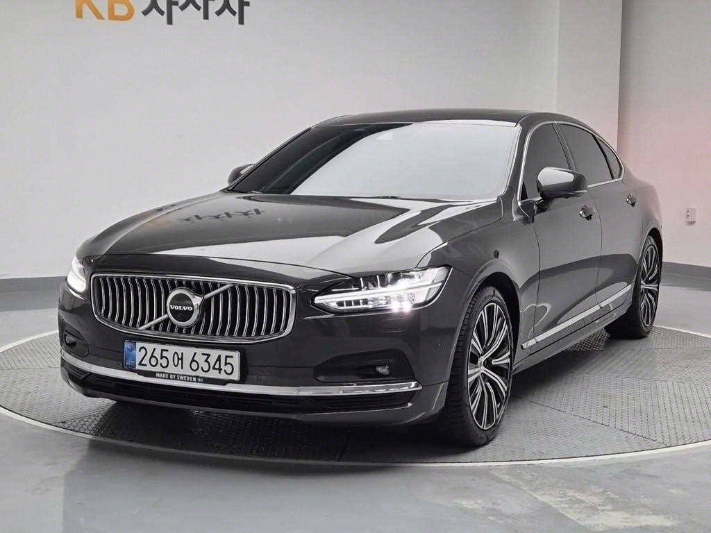 Volvo S90