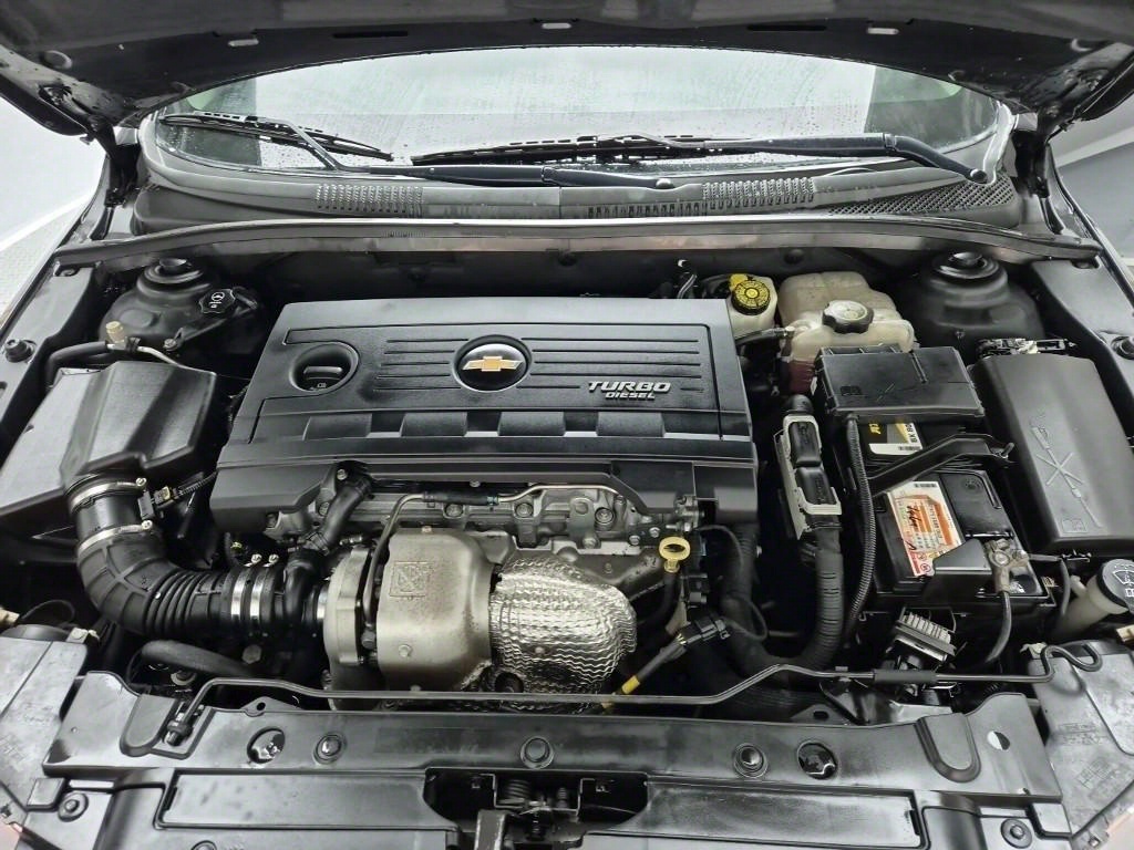 Chevrolet Cruise - Vista 5