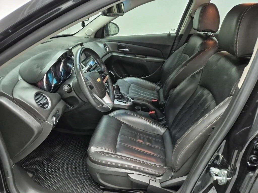 Chevrolet Cruise - Vista 11