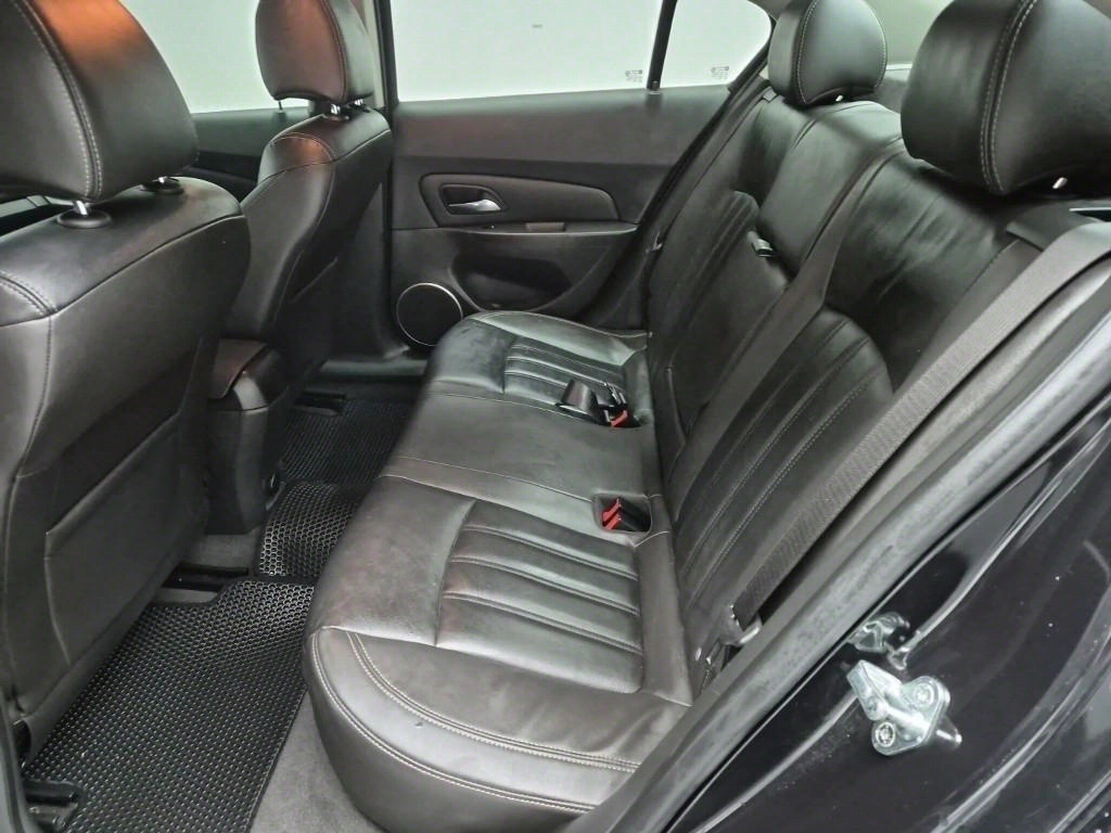 Chevrolet Cruise - Vista 12