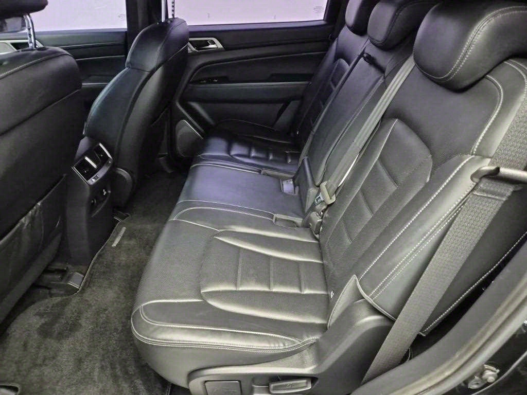 Ssangyong Rexton - Vista 12