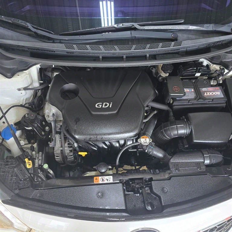 KIA K3 2014 Blanco - Importación desde Corea - HF Imports Iquique - Foto 17