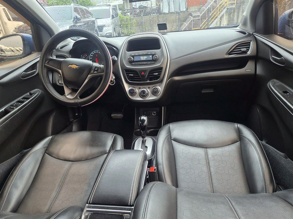 Chevrolet Spark 2017 Azul - Importación desde Corea - HF Imports Iquique - Foto 18