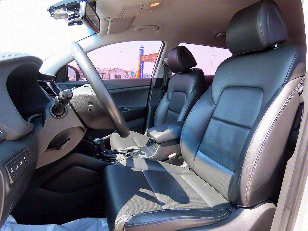 HYUNDAI Tucson - Vista 5