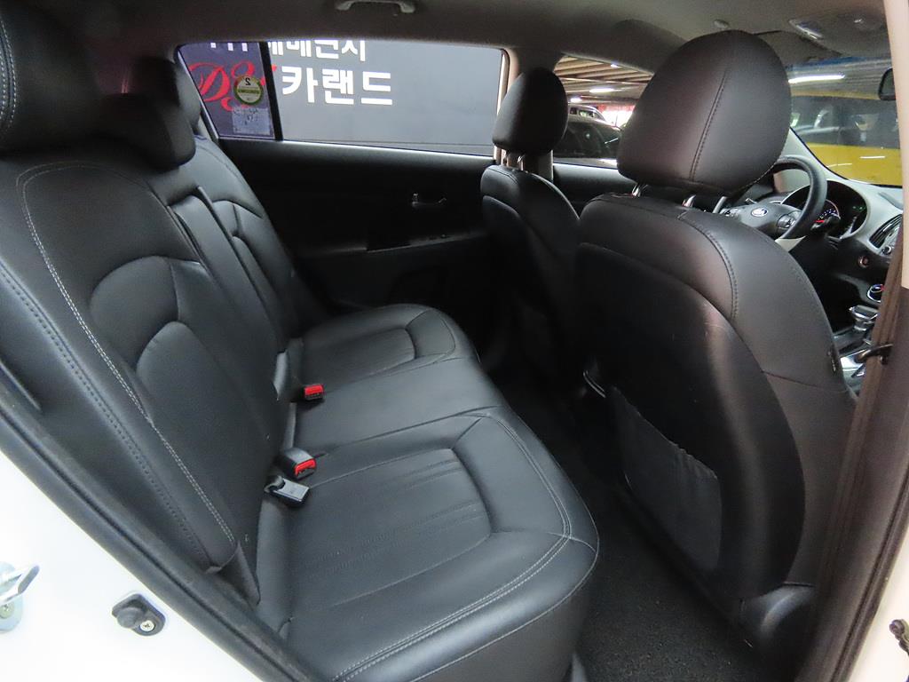 KIA Sportage - Vista 6