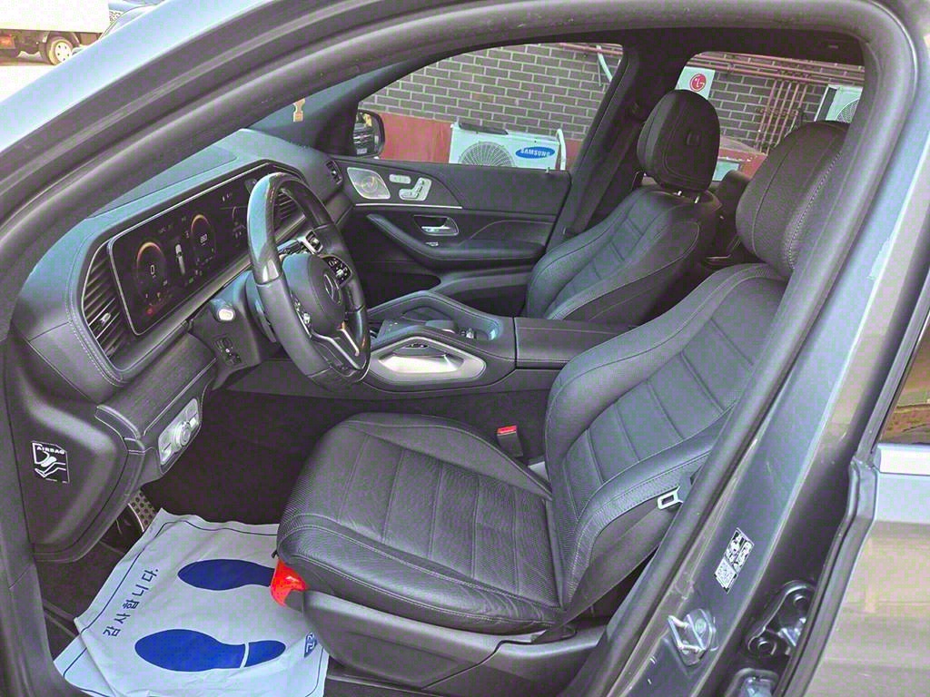 Mercedes Benz GLS Class - Vista 5