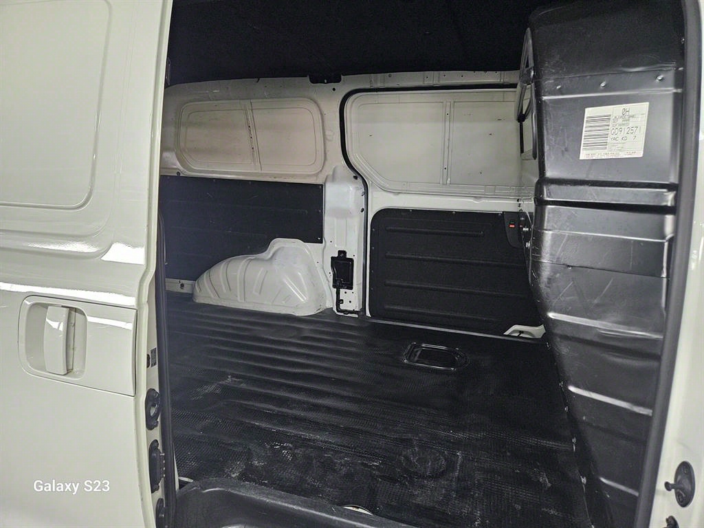 HYUNDAI Starex - Vista 5