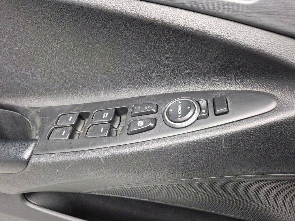 HYUNDAI Sonata 2011 Plateado - Importación desde Corea - HF Imports Iquique - Foto 17