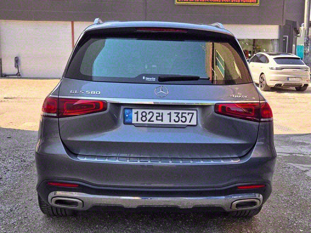 Mercedes Benz GLS Class - Vista 4