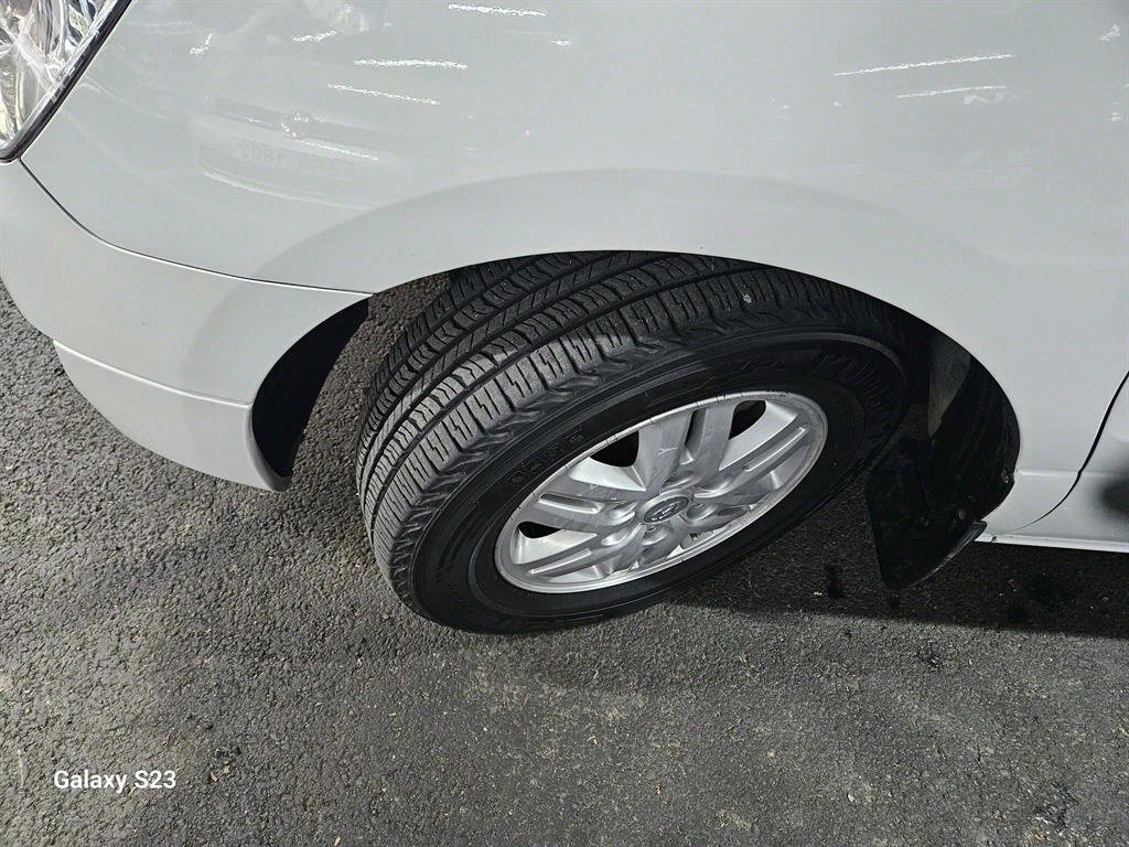 HYUNDAI Starex - Vista 9