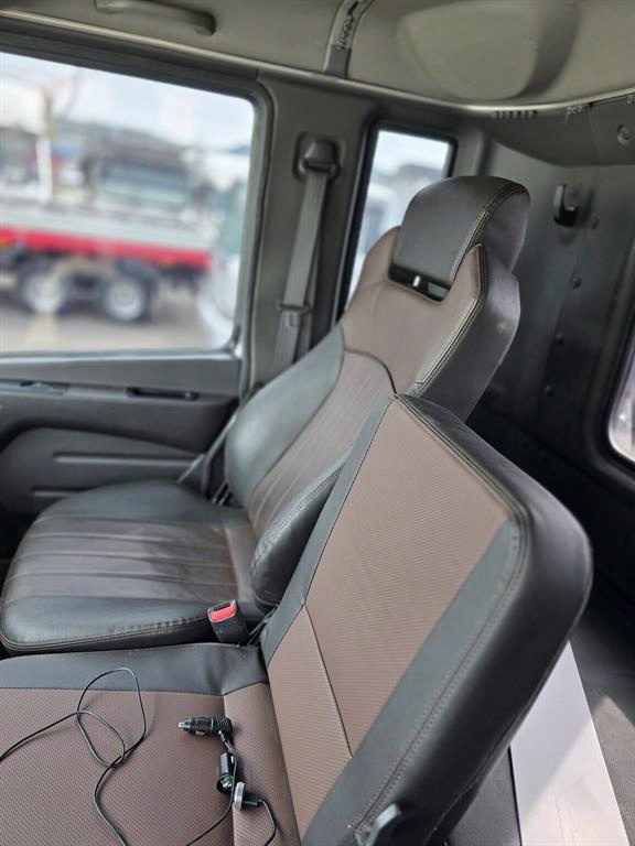 medium and large cargo Lekka - Vista 6