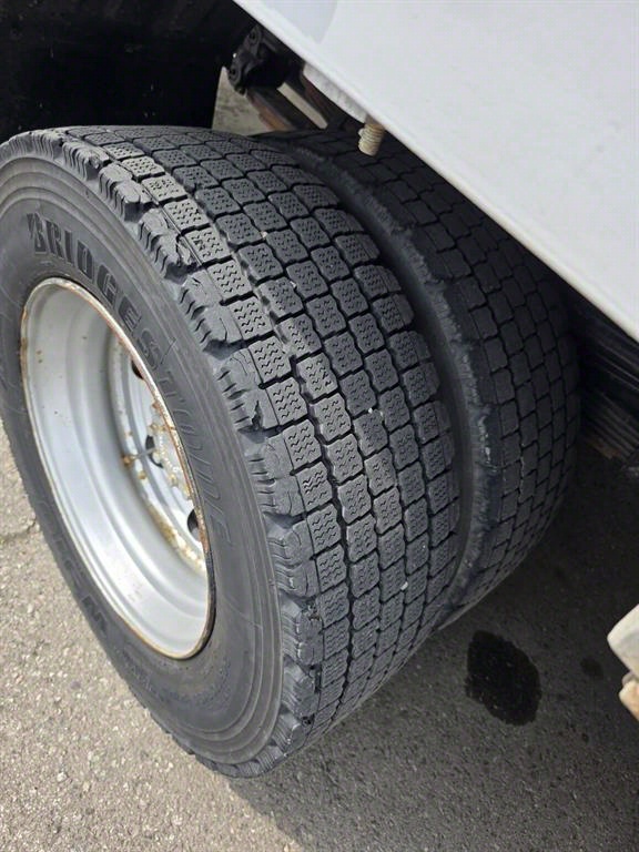 medium and large cargo Lekka - Vista 11