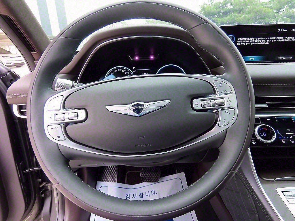 Genesis GV80 - Vista 8