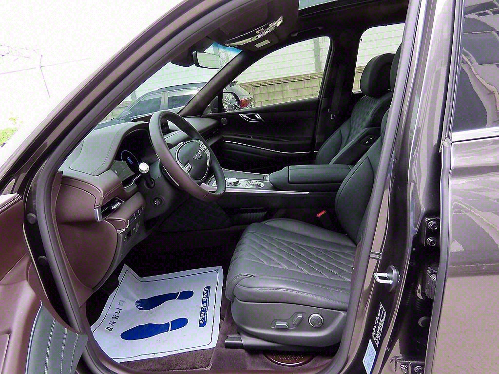 Genesis GV80 - Vista 5