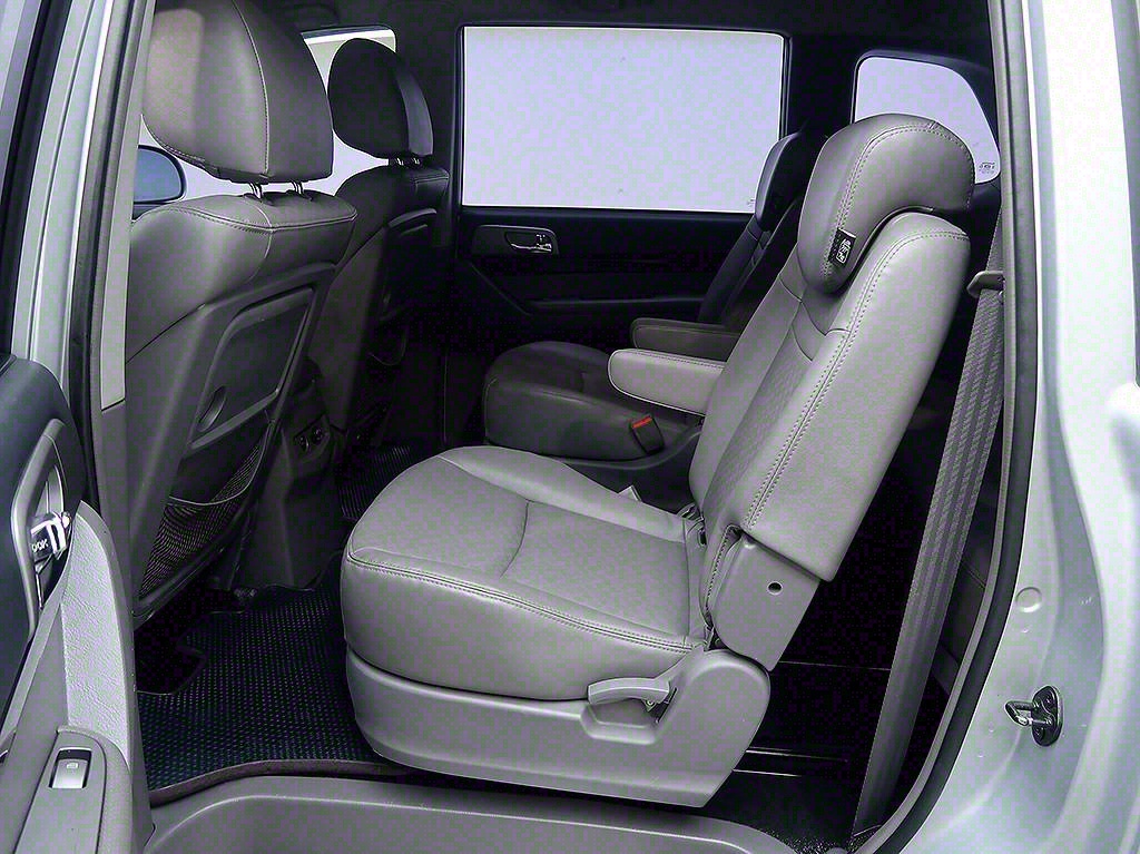 Ssangyong Korando 2016 Plateado - Importación desde Corea - HF Imports Iquique - Foto 12