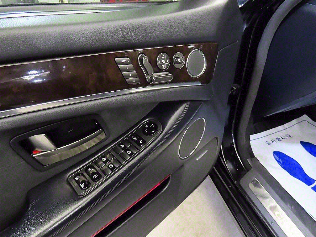 Ssangyong Chairman 2012 Negro - Importación desde Corea - HF Imports Iquique - Foto 13