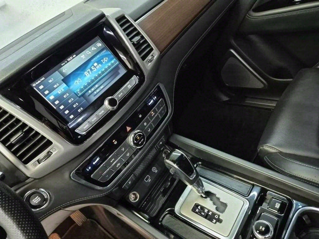 Ssangyong Rexton - Vista 10