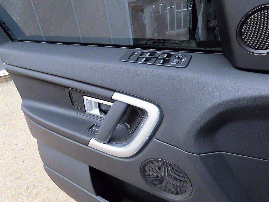 Land Rover Discovery Sports - Vista 11