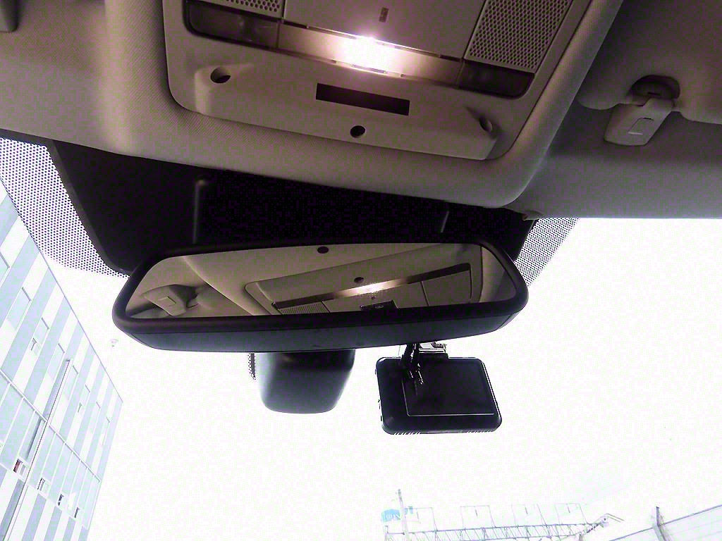 Land Rover Discovery Sports 2017 Blanco - Importación desde Corea - HF Imports Iquique - Foto 14