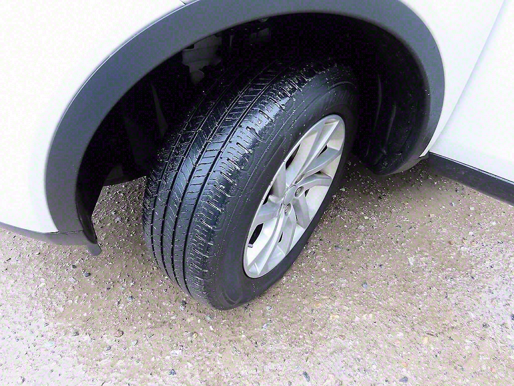 Land Rover Discovery Sports 2017 Blanco - Importación desde Corea - HF Imports Iquique - Foto 20