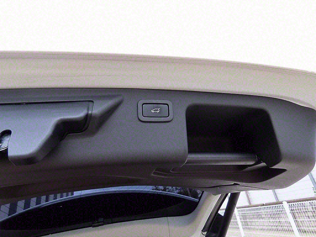 Land Rover Discovery Sports 2017 Blanco - Importación desde Corea - HF Imports Iquique - Foto 16