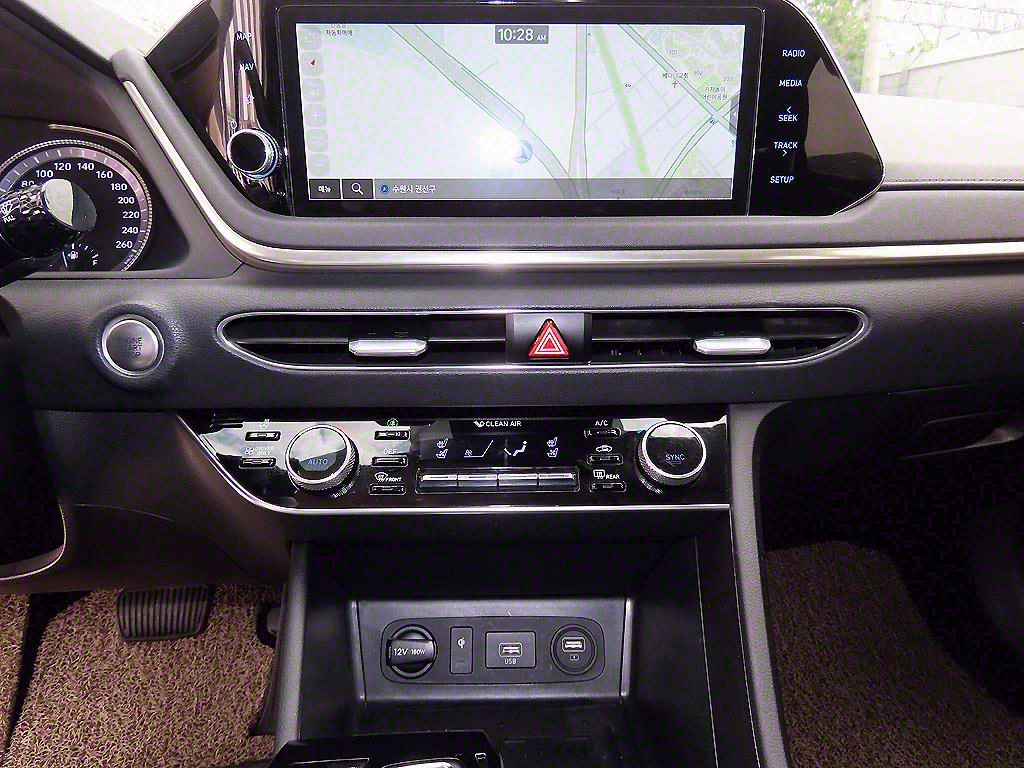 HYUNDAI Sonata - Vista 12