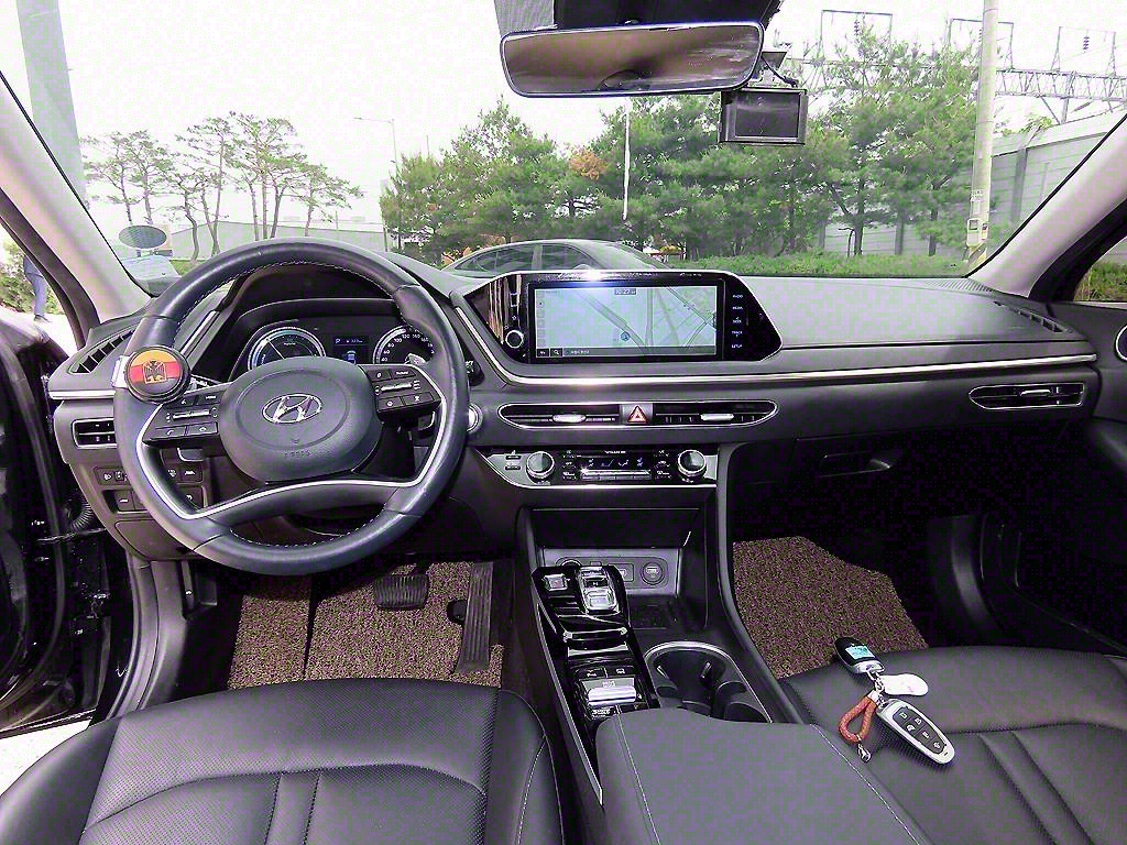 HYUNDAI Sonata - Vista 7